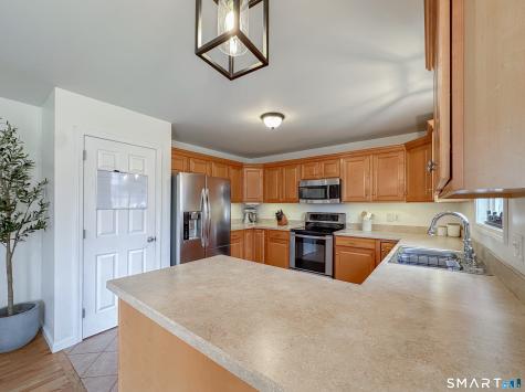 31 Parkwood Avenue Waterbury CT 06708