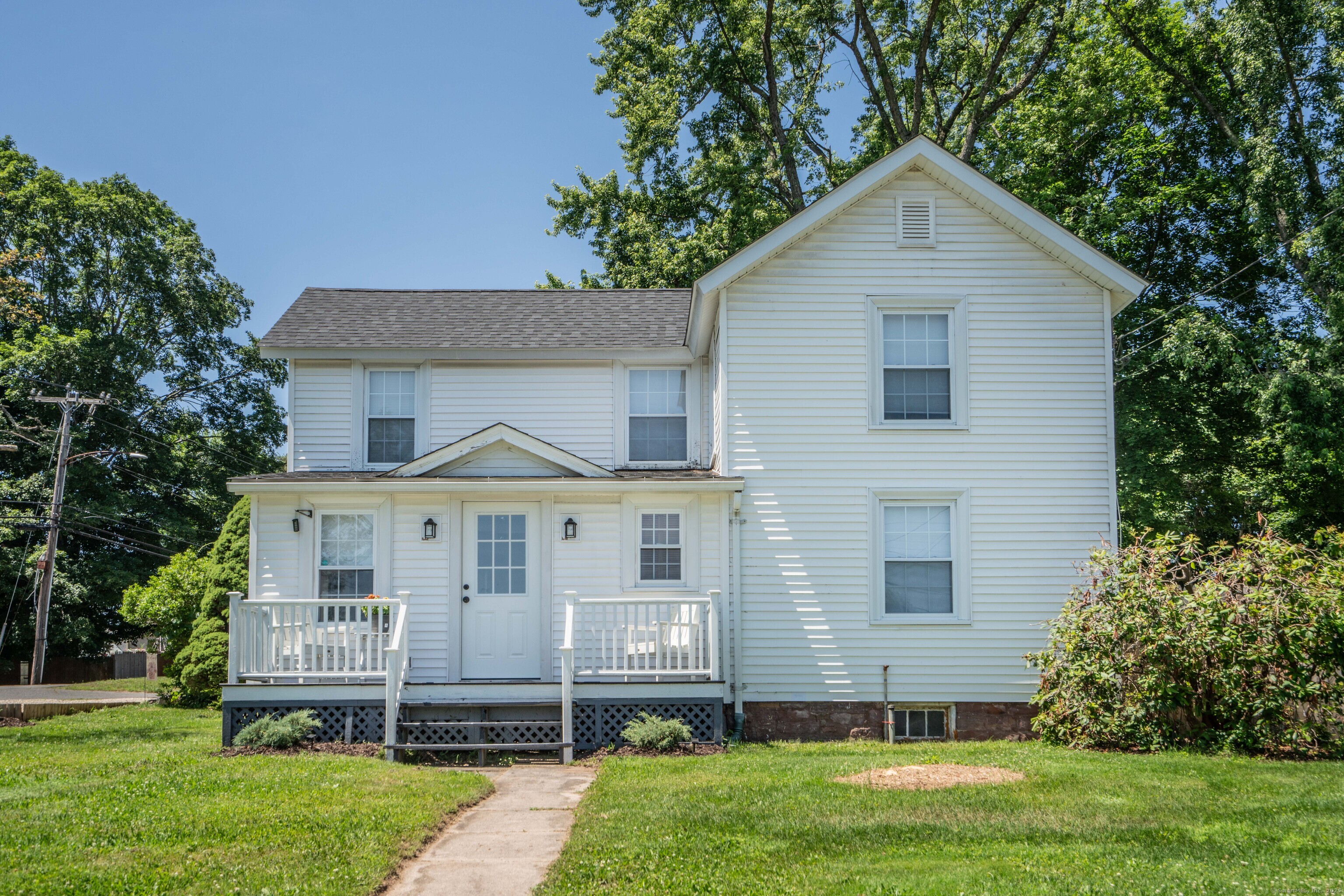 23 Maple Street Simsbury CT 06081