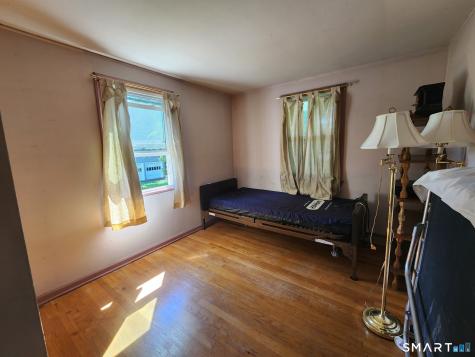 4 Belden Avenue Canton CT 06019