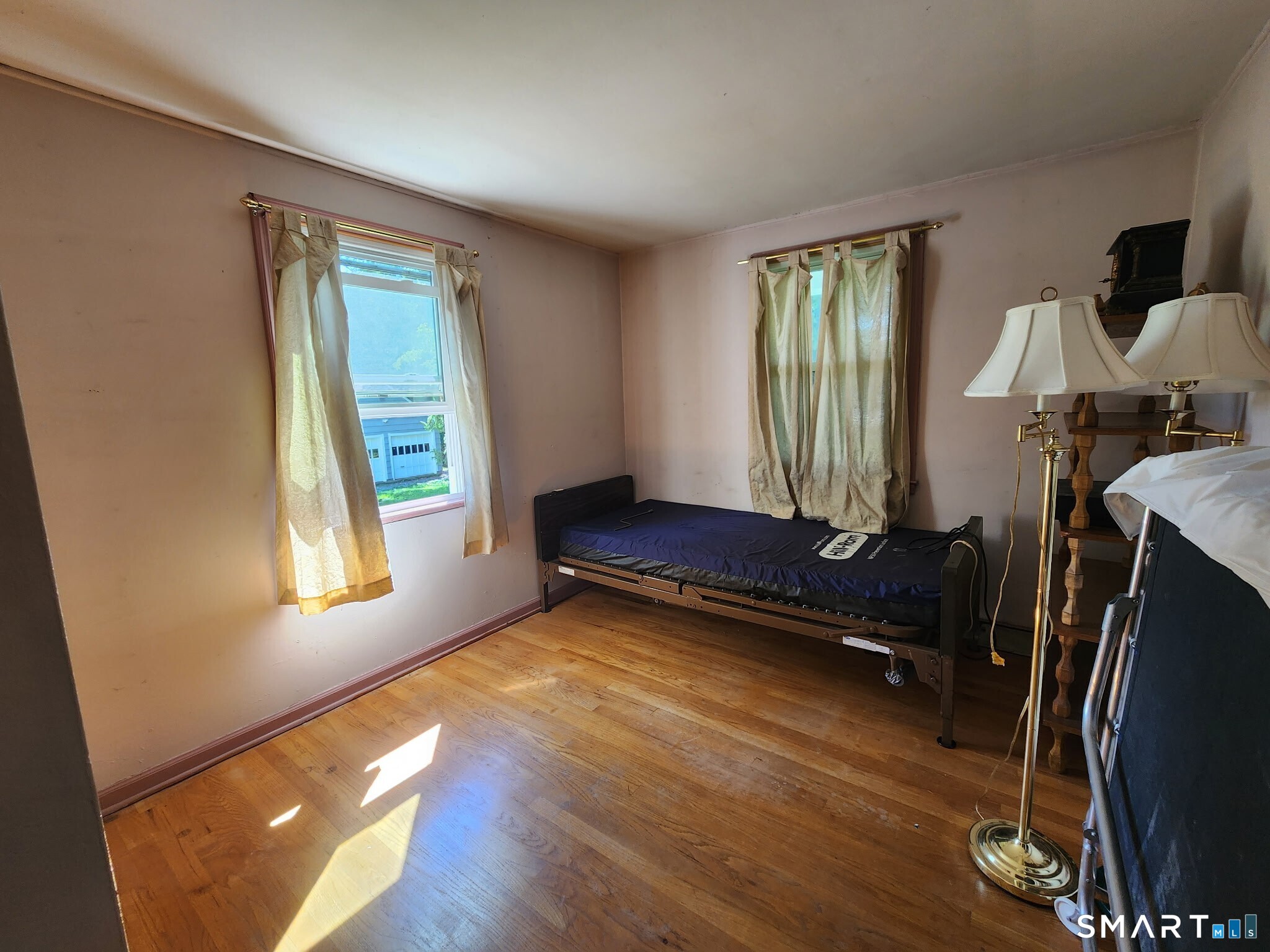 4 Belden Avenue Canton CT 06019
