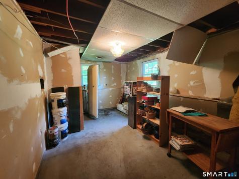 4 Belden Avenue Canton CT 06019