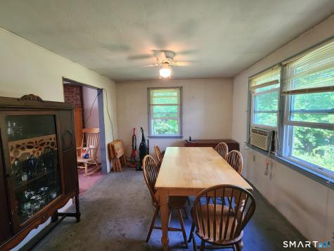 4 Belden Avenue Canton CT 06019