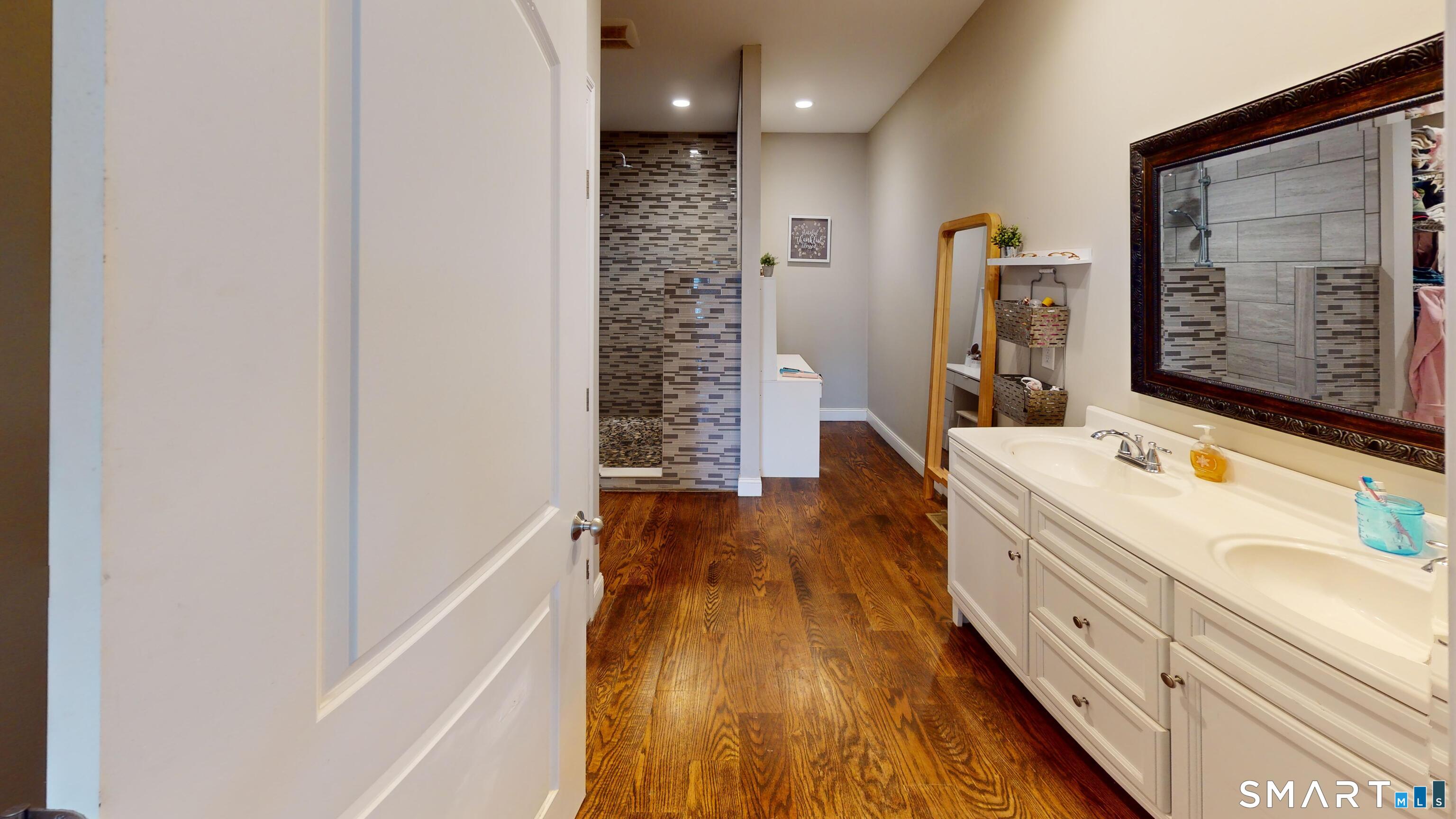 19 Gavin Way Lisbon CT 06351