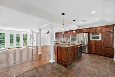 308 Hopmeadow Street Simsbury CT 06089
