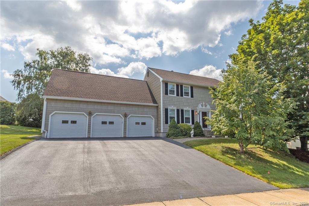 9 Belle Vista Heights Portland CT 06480