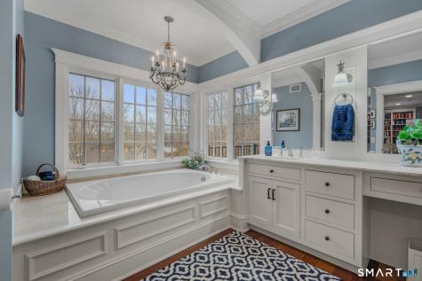 108 Westbrook Road Essex CT 06409