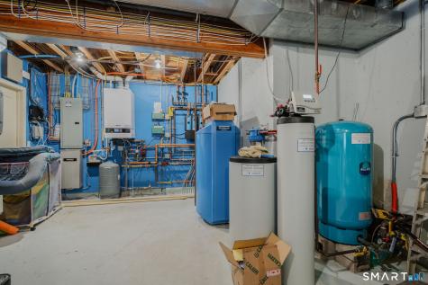 108 Westbrook Road Essex CT 06409