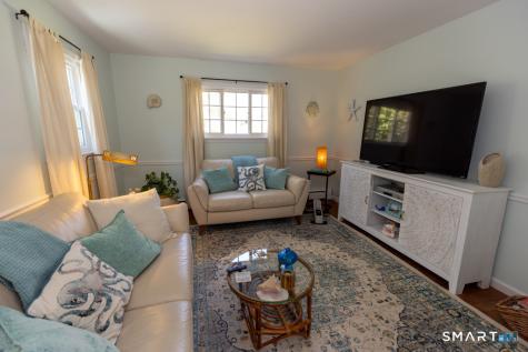 1 Oakridge Drive Old Lyme CT 06371