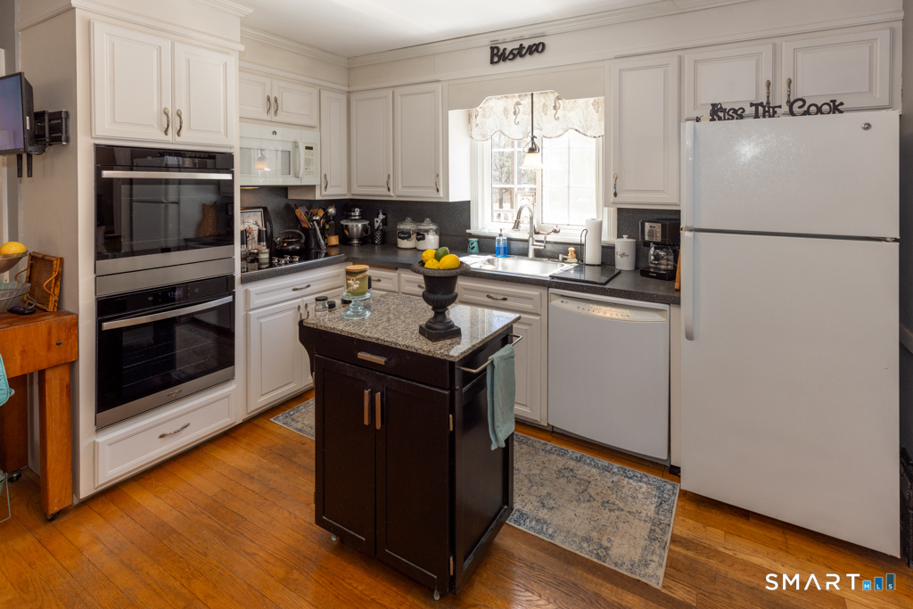 1 Oakridge Drive Old Lyme CT 06371
