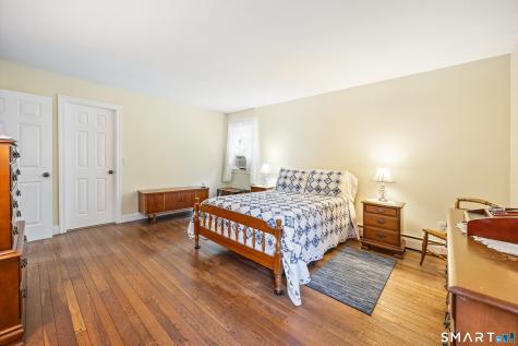 25 Stacy Court Cheshire CT 06410