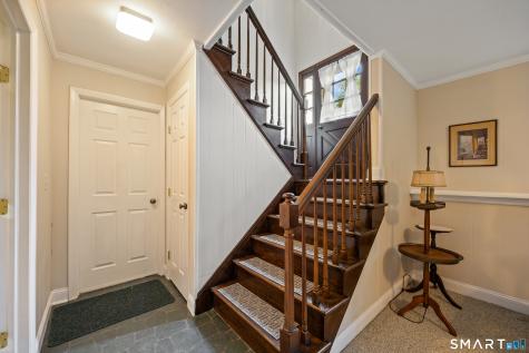 25 Stacy Court Cheshire CT 06410
