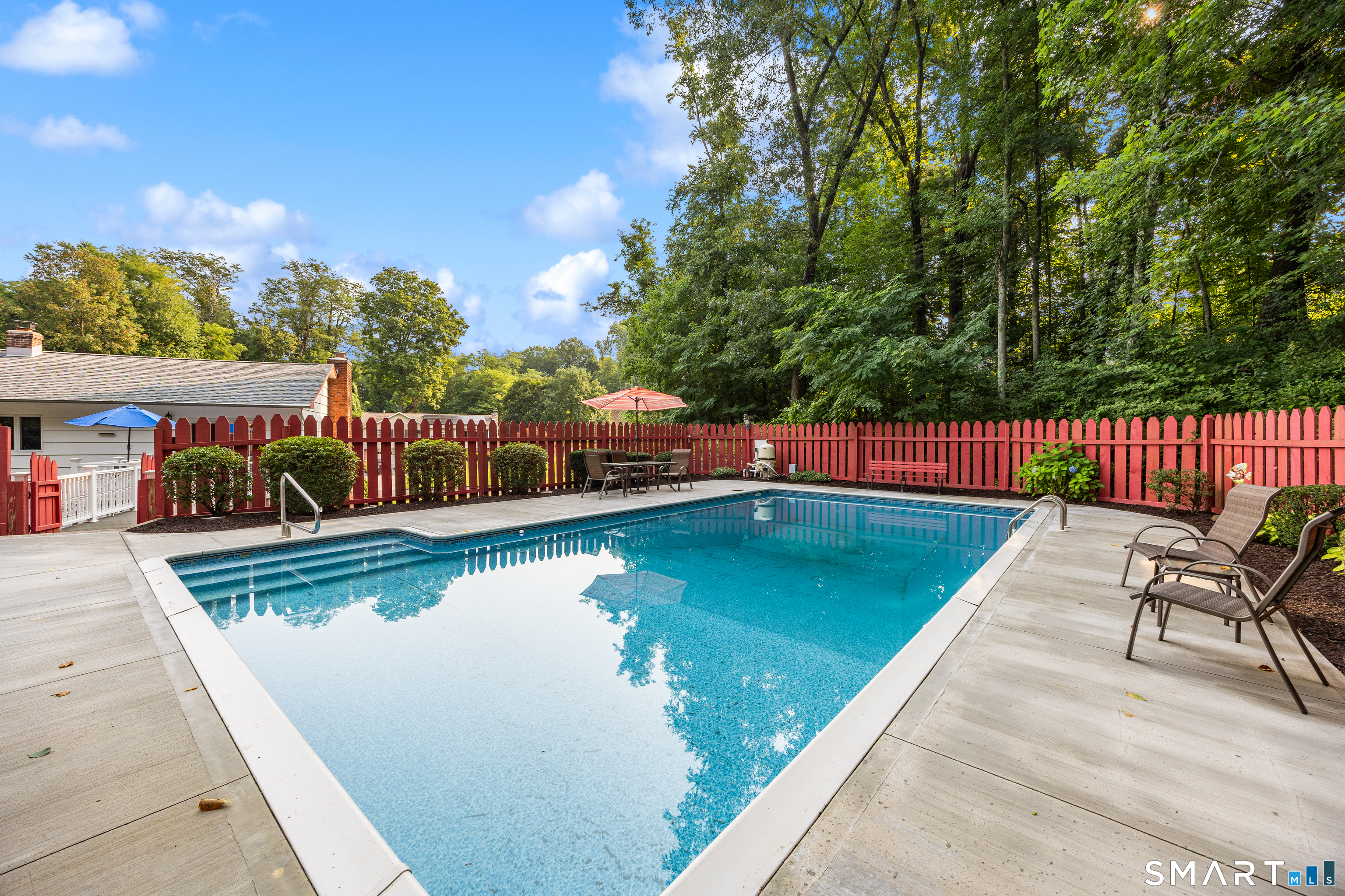 25 Stacy Court Cheshire CT 06410