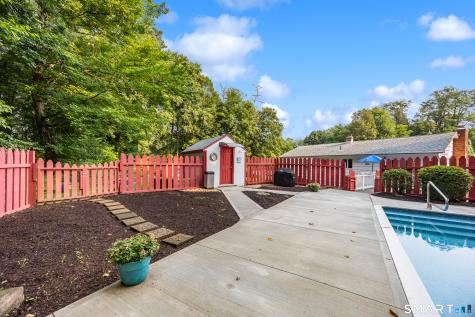 25 Stacy Court Cheshire CT 06410