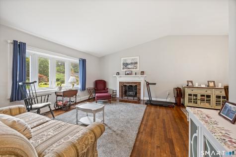 25 Stacy Court Cheshire CT 06410