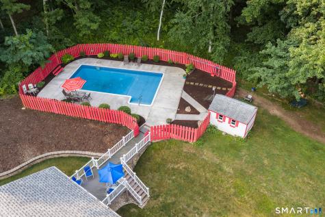 25 Stacy Court Cheshire CT 06410
