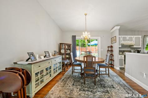 25 Stacy Court Cheshire CT 06410