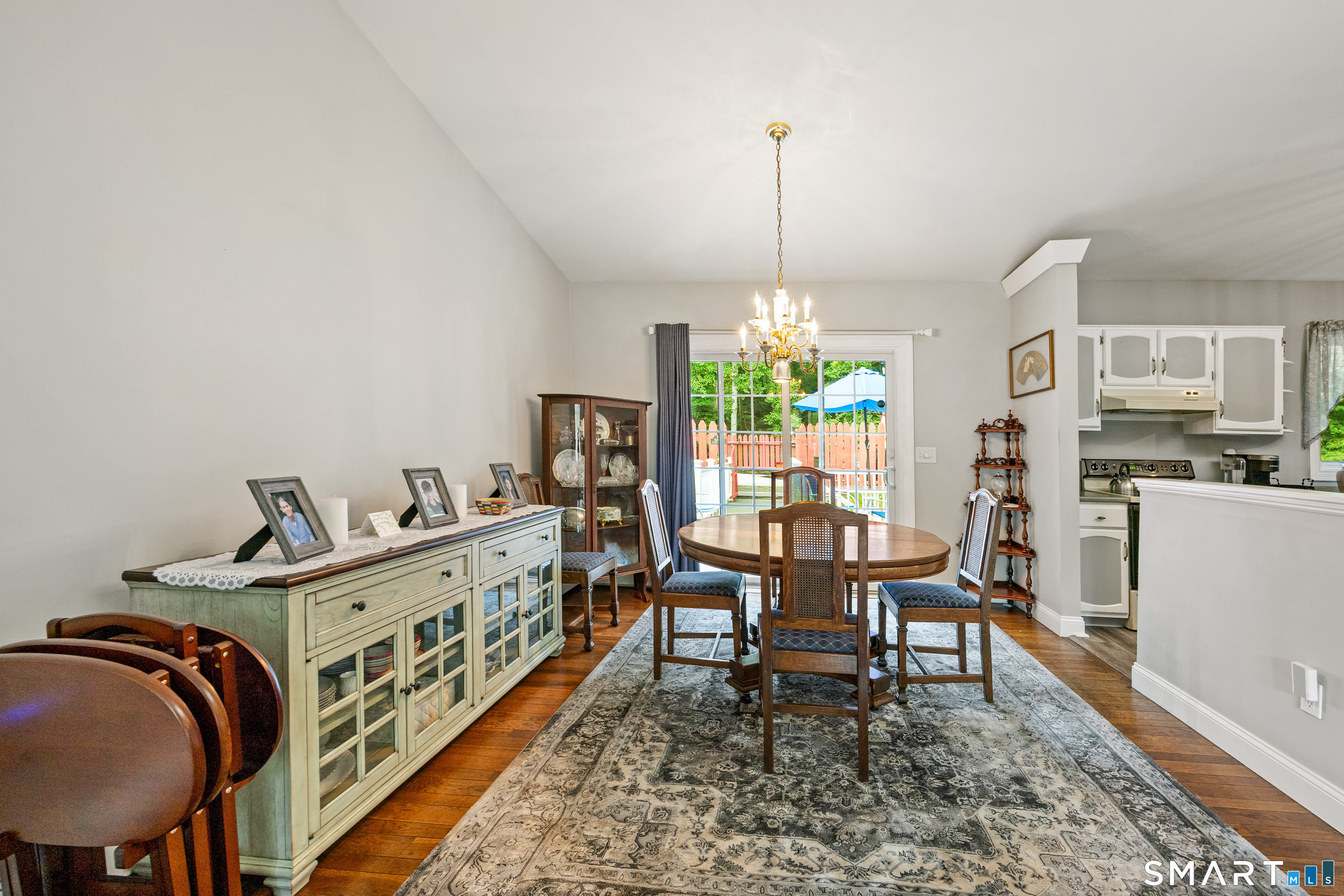 25 Stacy Court Cheshire CT 06410