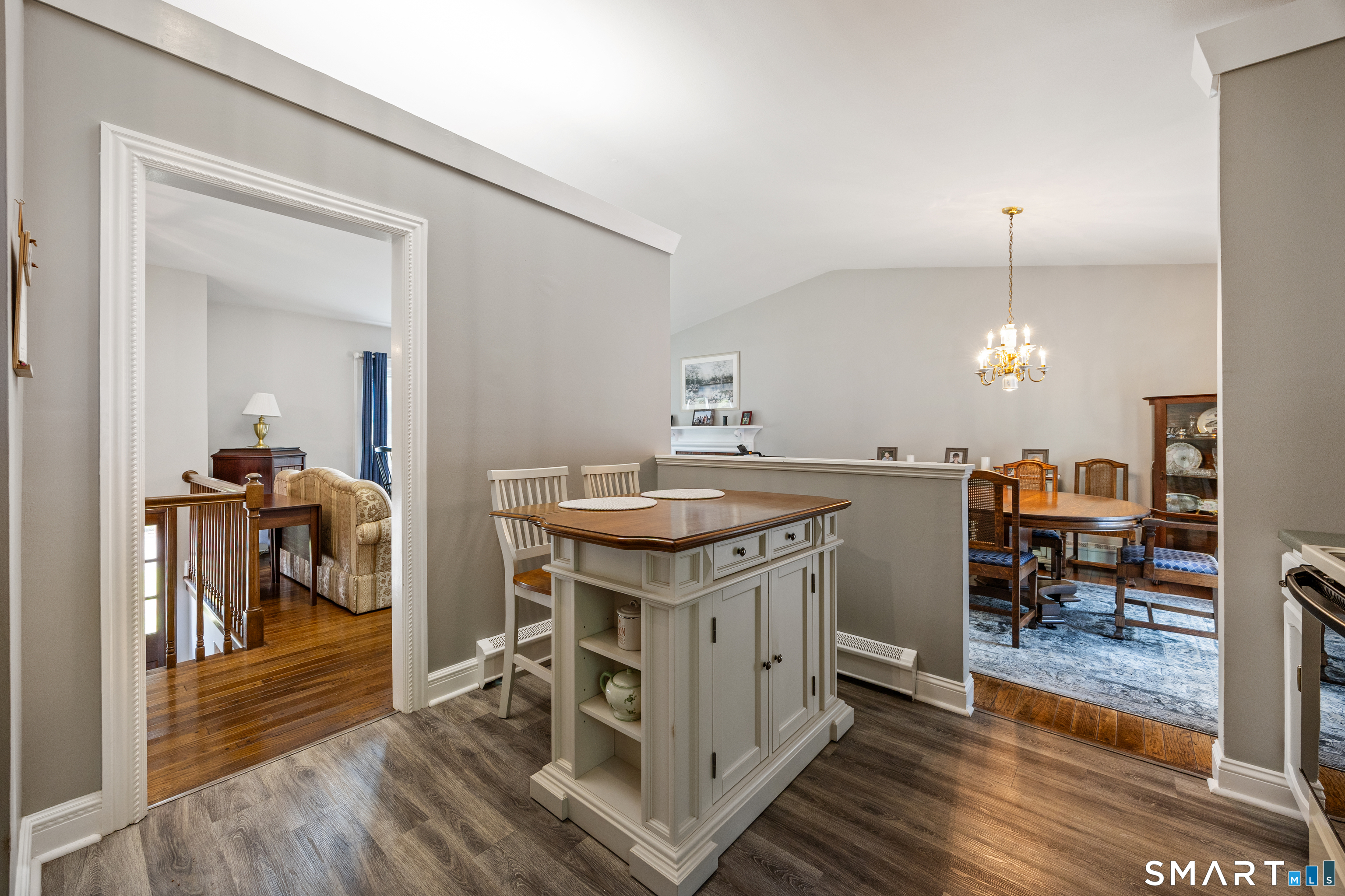 25 Stacy Court Cheshire CT 06410