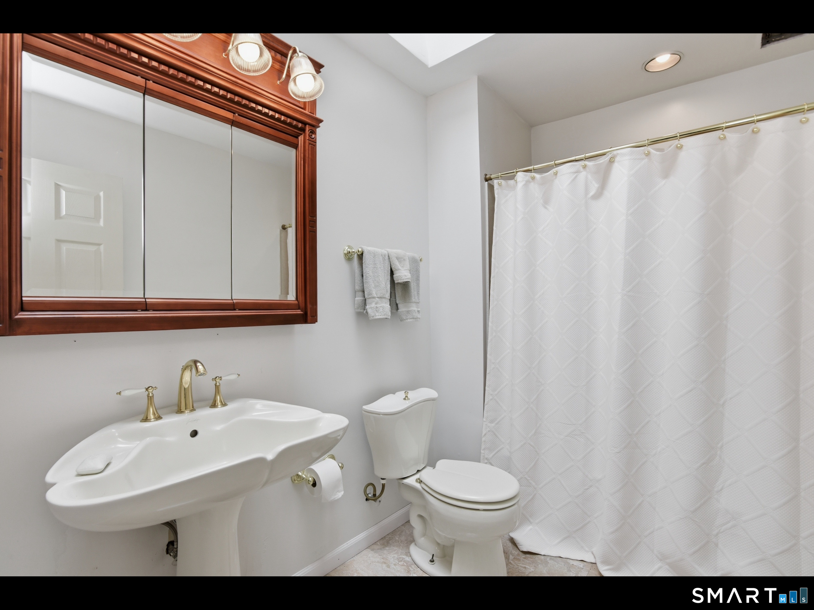 33 Meehan Road Woodstock CT 06281