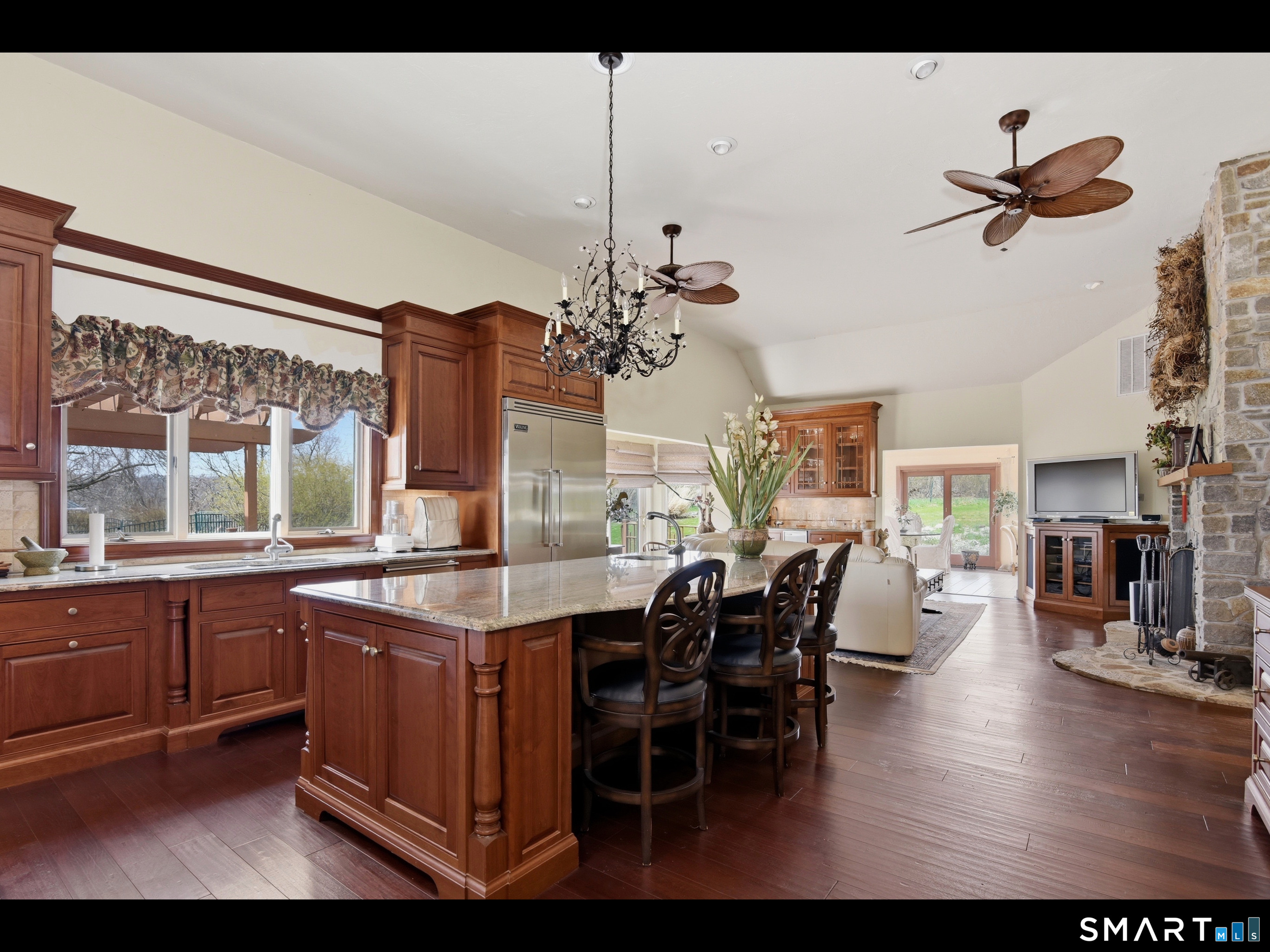33 Meehan Road Woodstock CT 06281