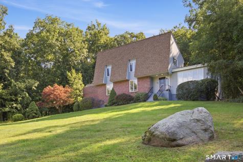 62 Wyneding Hill Road Manchester CT 06040