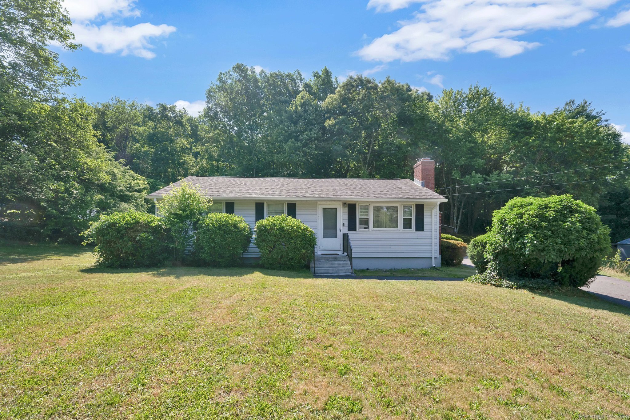 2807 Ellington Road South Windsor CT 06074