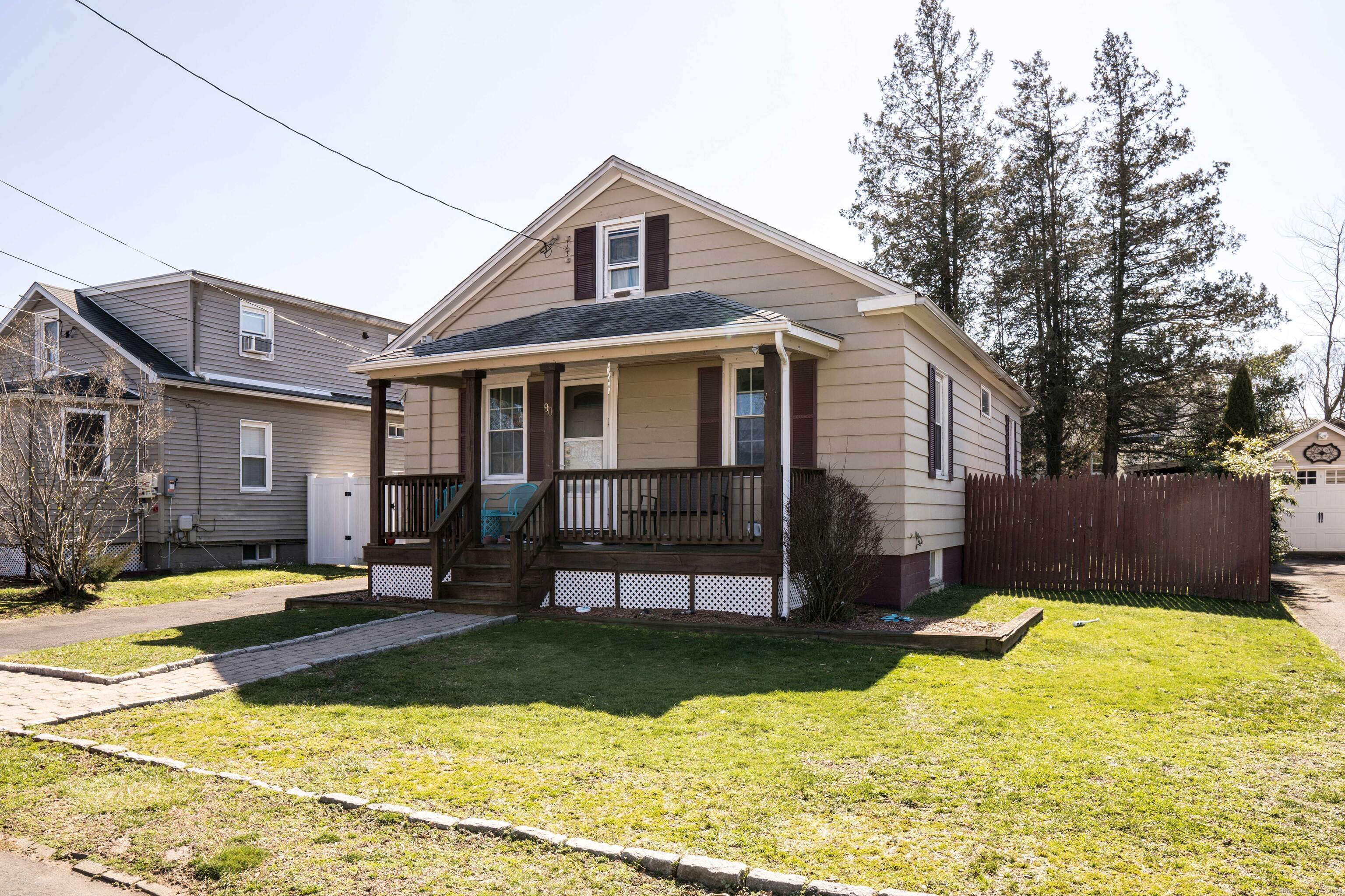90 Edgar Street East Haven CT 06512