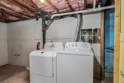 371 Middle Road Farmington CT 06032