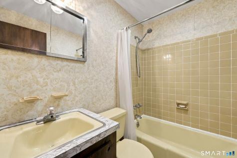 80 Valley View Drive Suffield CT 06078