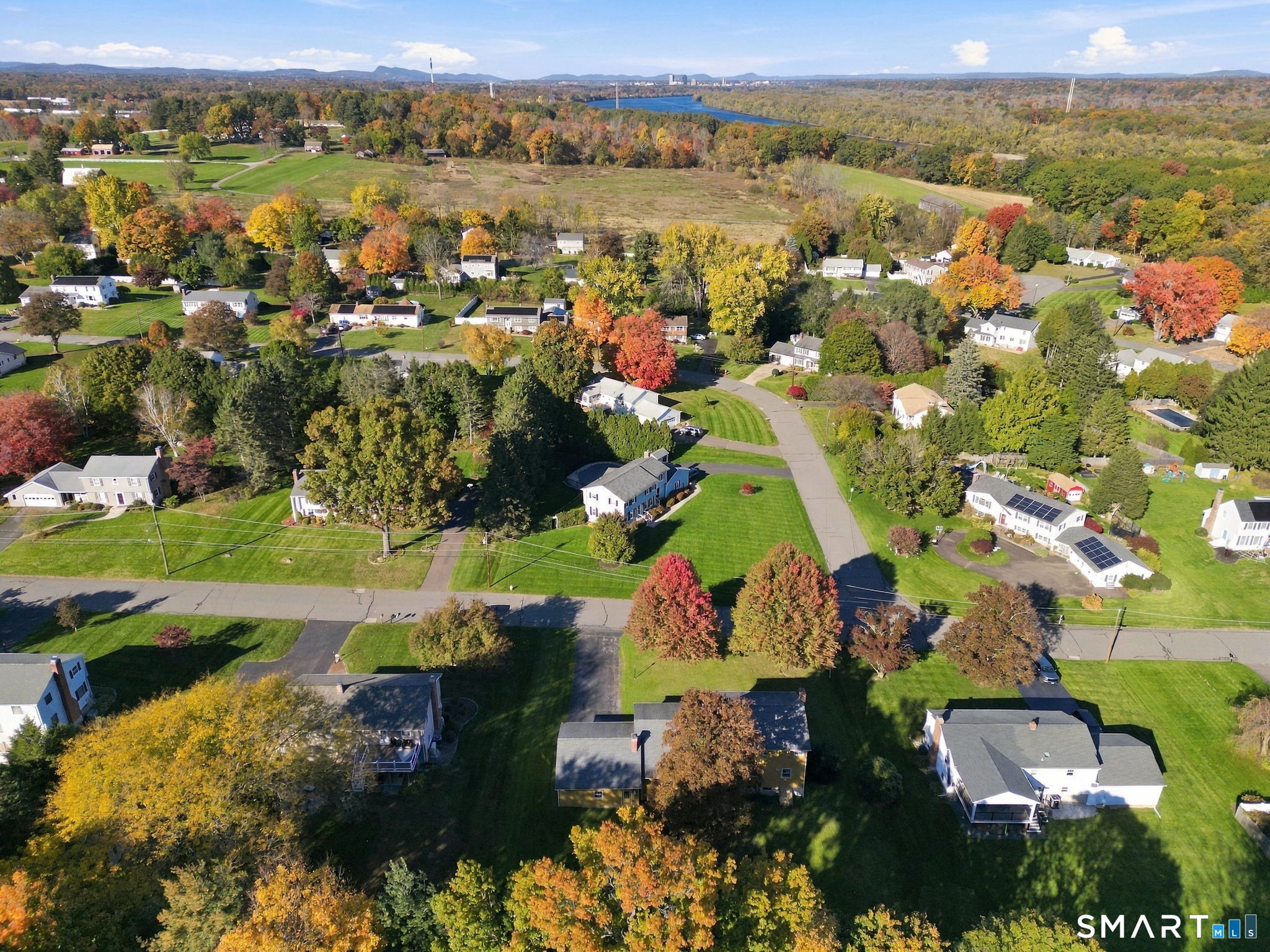 80 Valley View Drive Suffield CT 06078