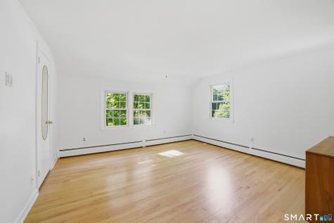 112 Hedgehog Lane Simsbury CT 06092