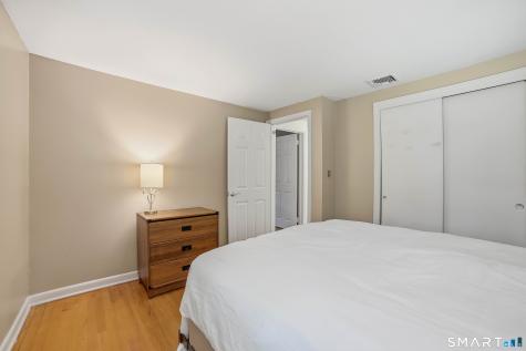 112 Hedgehog Lane Simsbury CT 06092