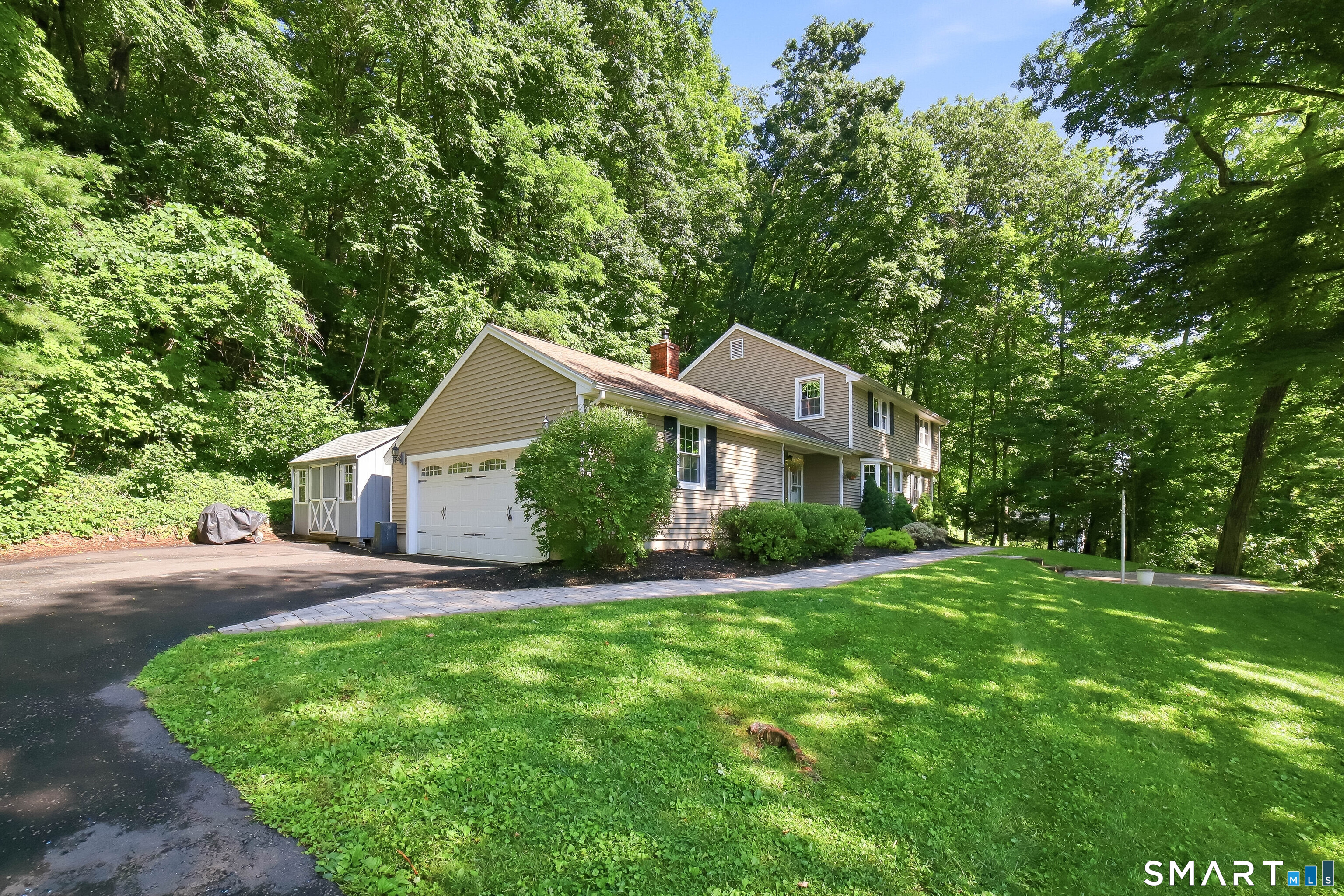 112 Hedgehog Lane Simsbury CT 06092