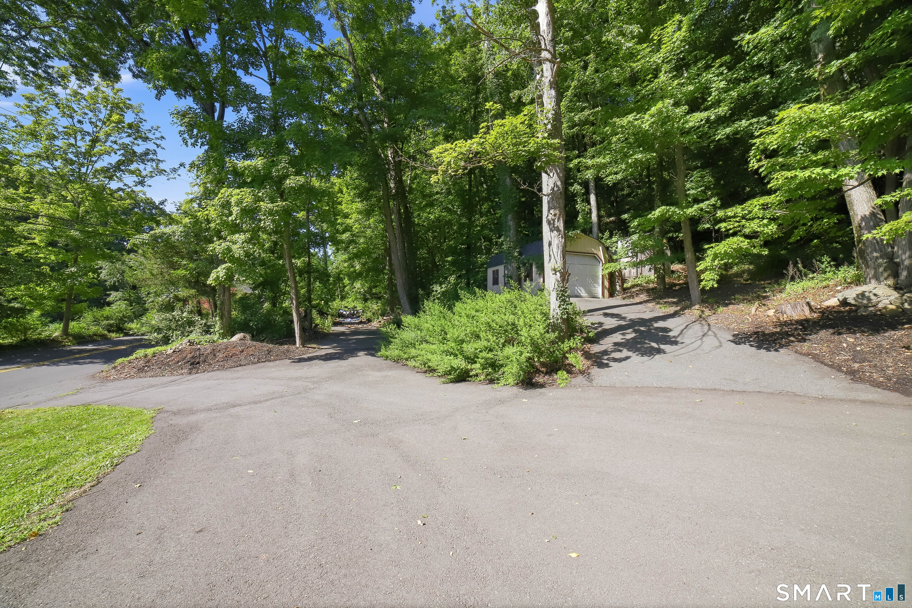 112 Hedgehog Lane Simsbury CT 06092