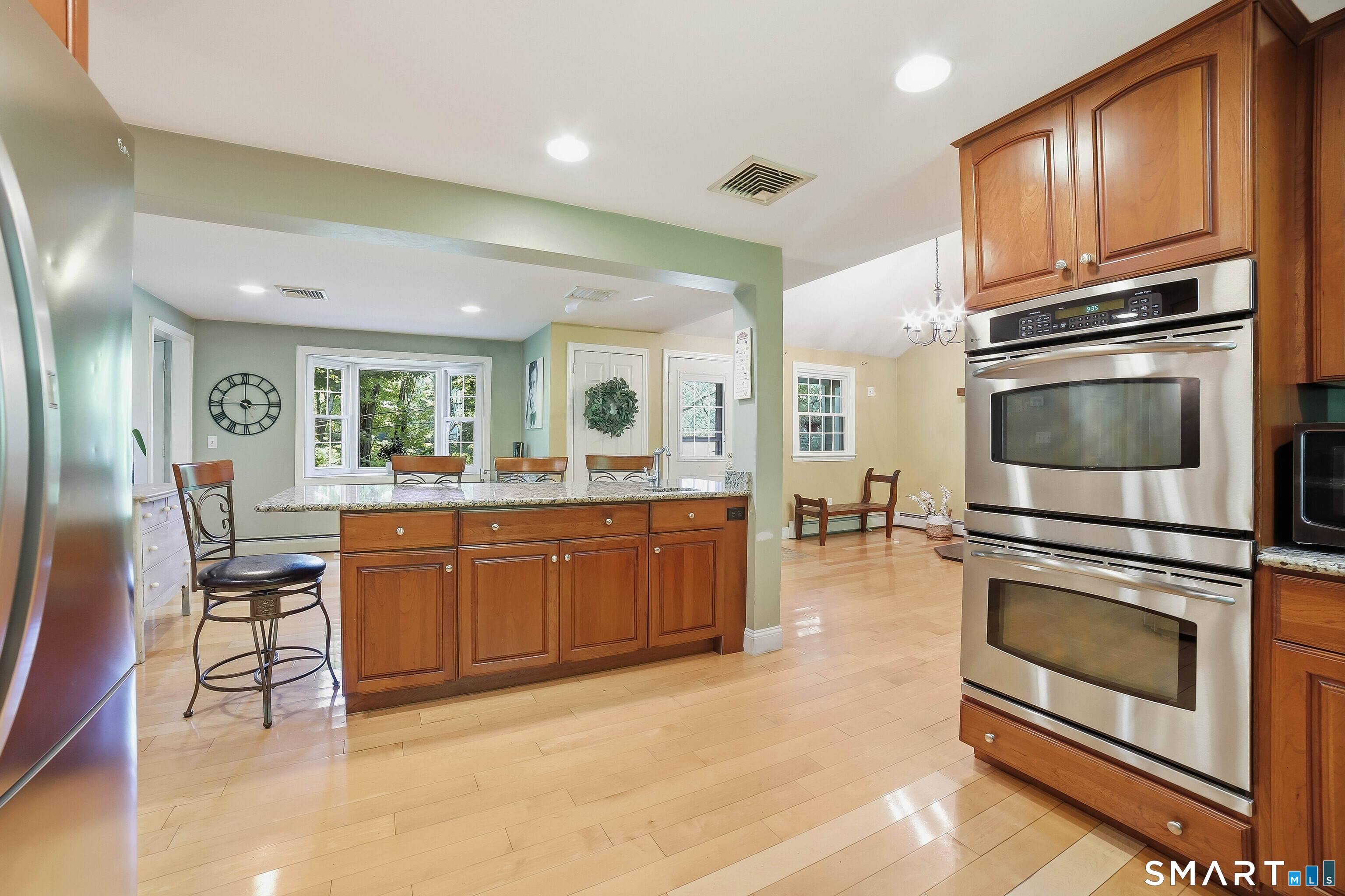 112 Hedgehog Lane Simsbury CT 06092