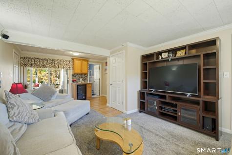 46 Pond Side Drive Wethersfield CT 06109