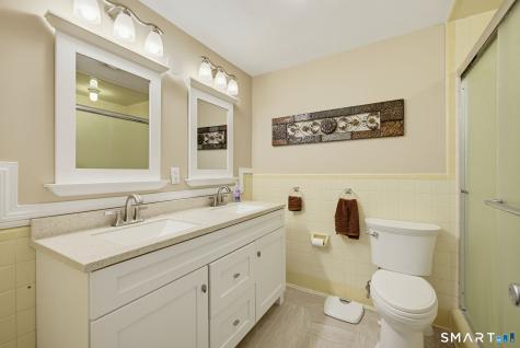 46 Pond Side Drive Wethersfield CT 06109
