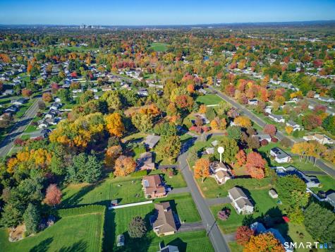 46 Pond Side Drive Wethersfield CT 06109