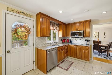 46 Pond Side Drive Wethersfield CT 06109