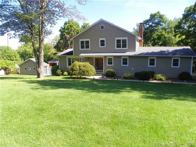 3 Meetinghouse Hill Circle New Fairfield CT 06812