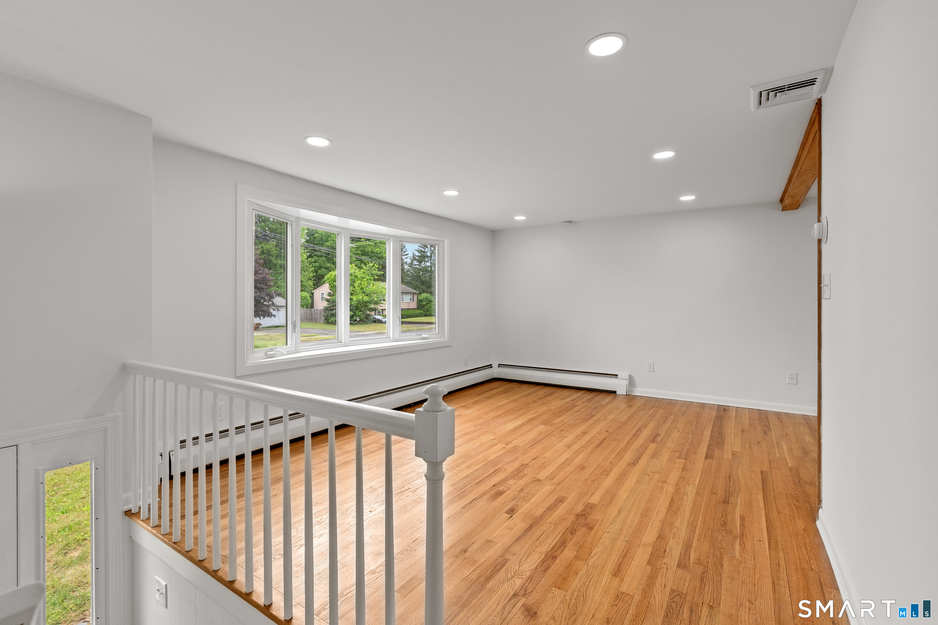 40 Woodside Lane Plainville CT 06062
