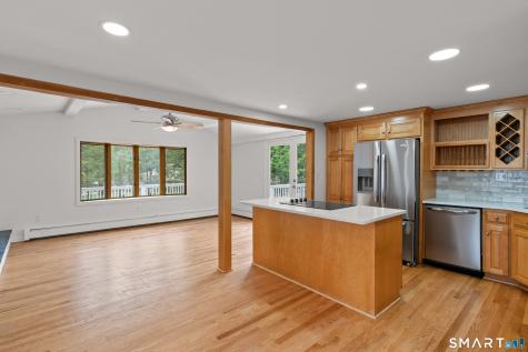 40 Woodside Lane Plainville CT 06062