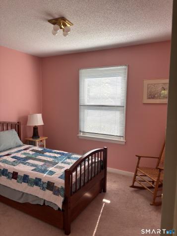 5 Herster Drive East Lyme CT 06357