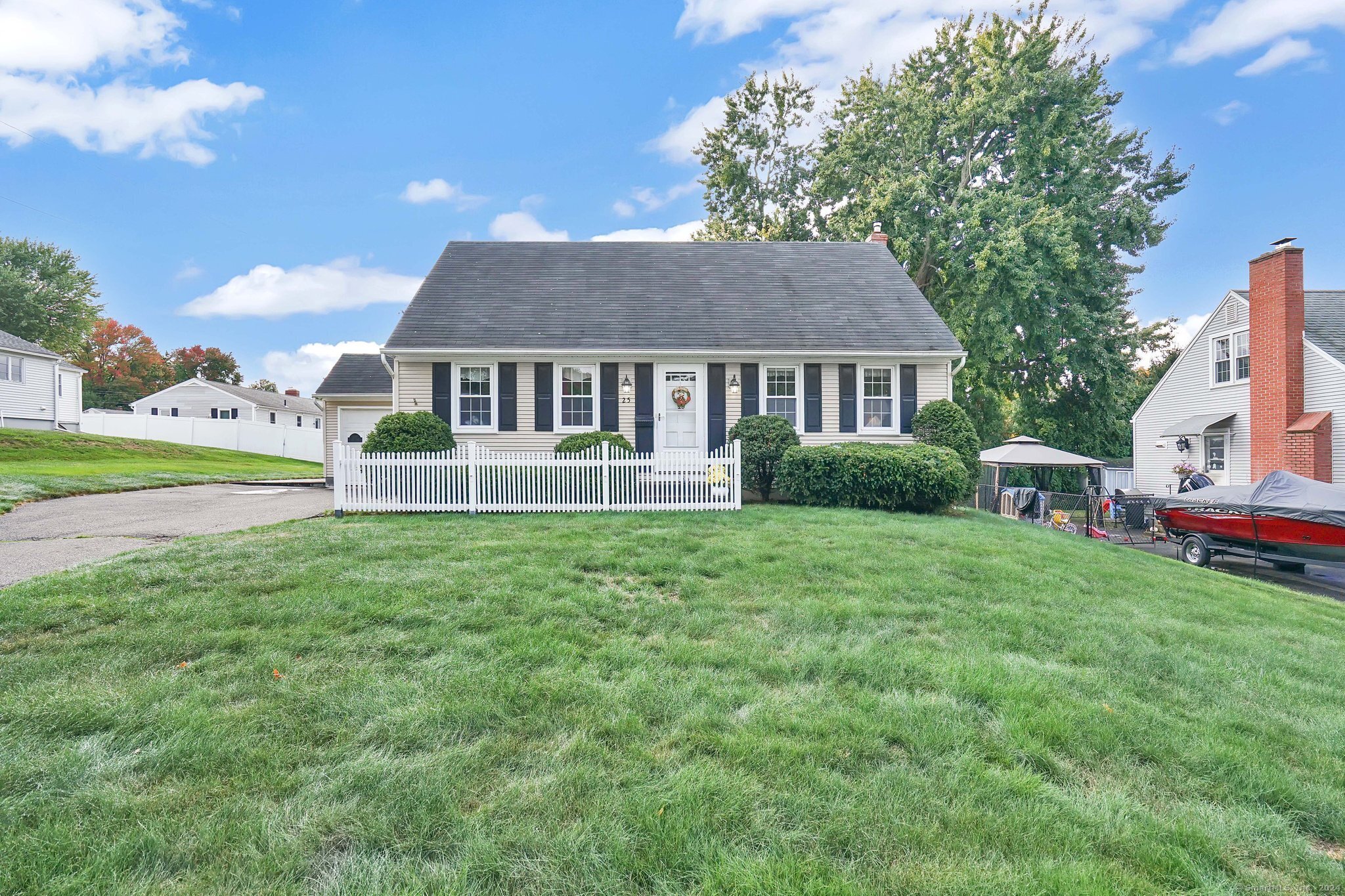 25 Mathewson Avenue Enfield CT 06082