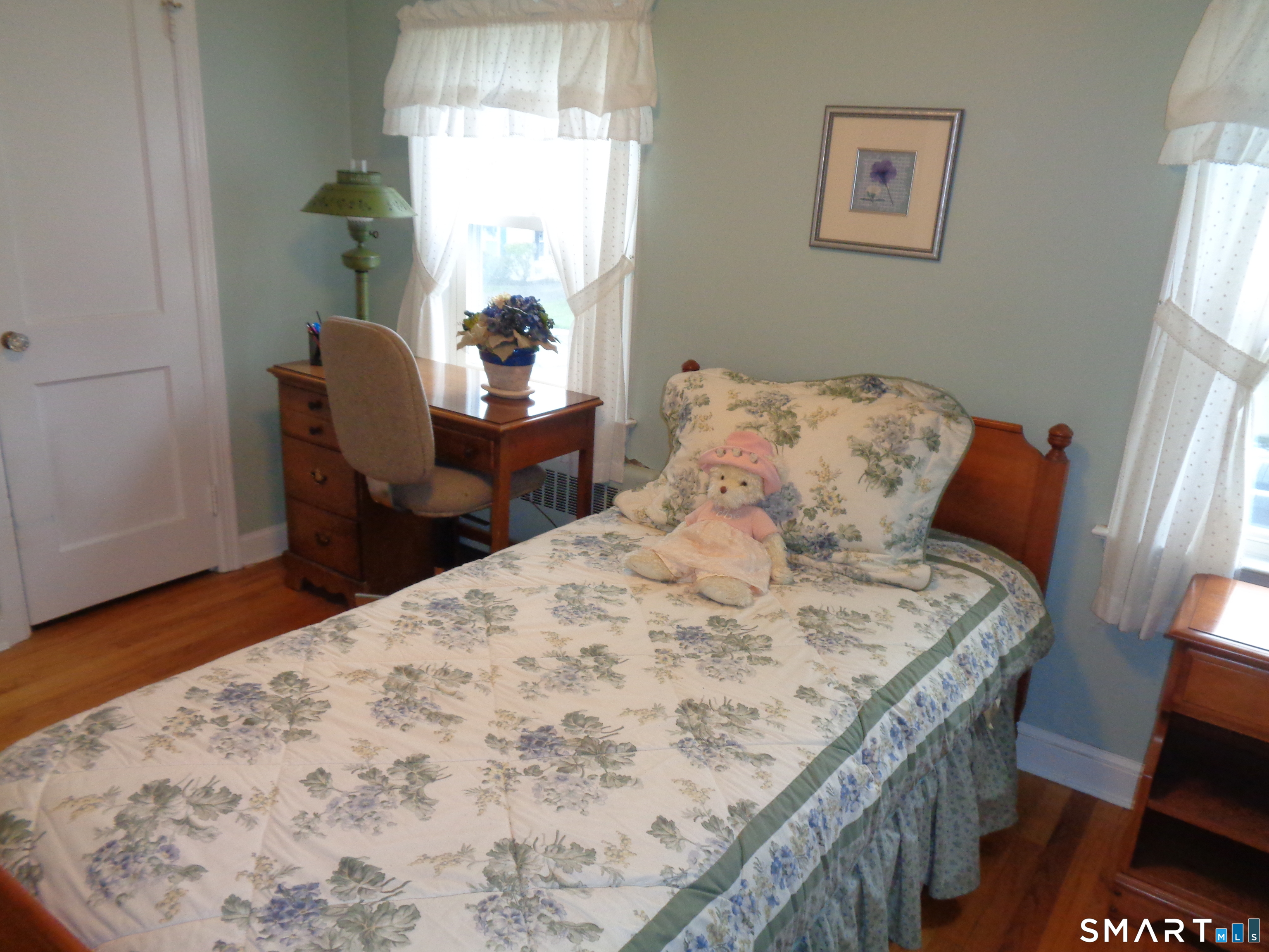 22 Scarborough Road Manchester CT 06040