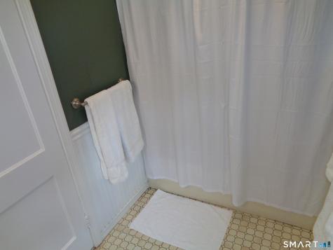 22 Scarborough Road Manchester CT 06040