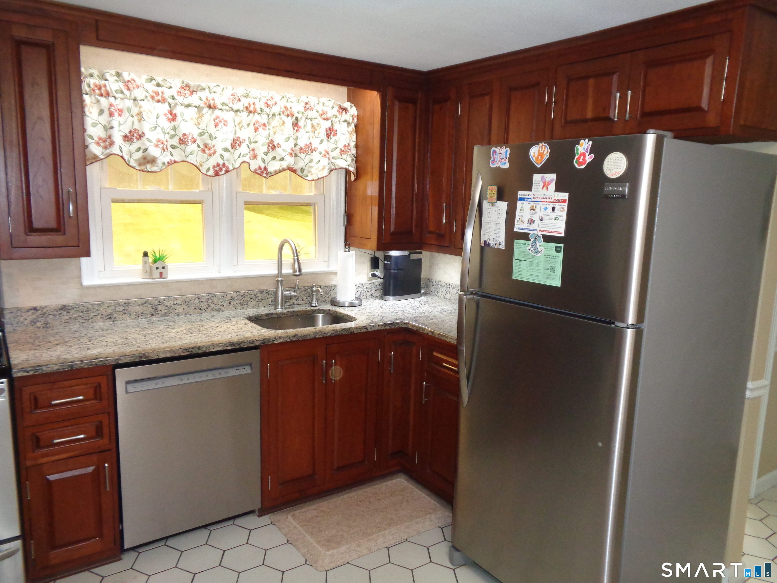 22 Scarborough Road Manchester CT 06040