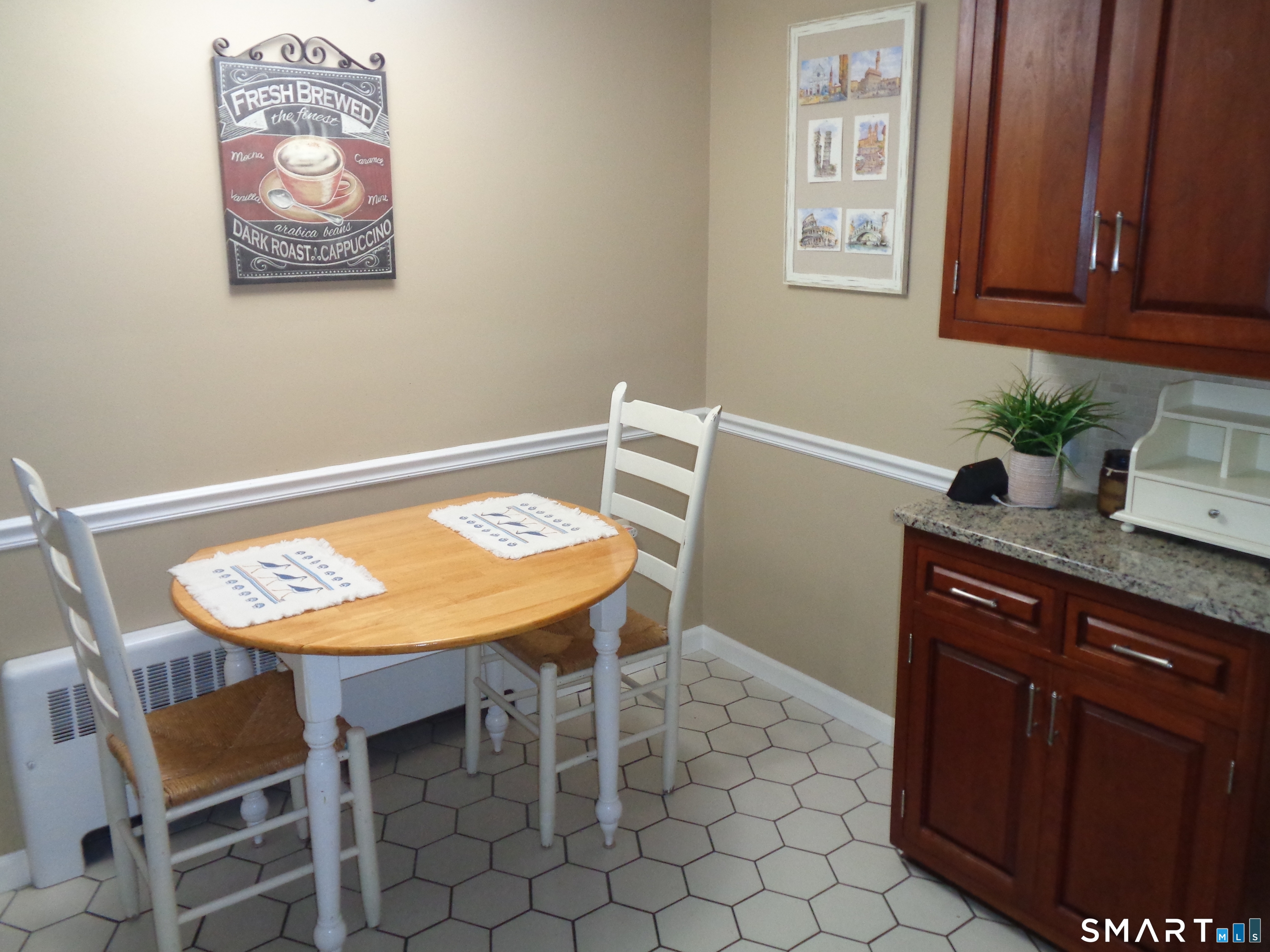 22 Scarborough Road Manchester CT 06040