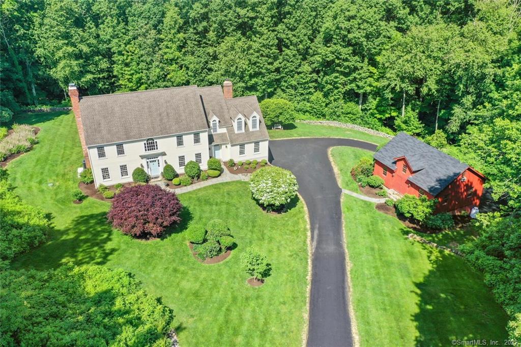 8 Kimberly Drive Redding CT 06896