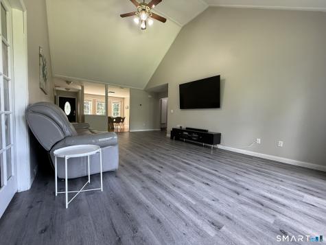 13 Juniper Lane Plainfield CT 06354